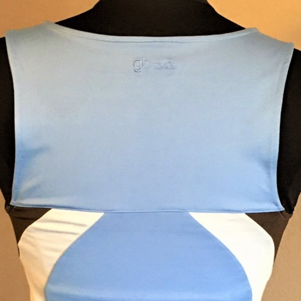 GAP BODY / GB STUDIO Sports Top w/ Shelf Bra - S/P - Picture 4 of 11